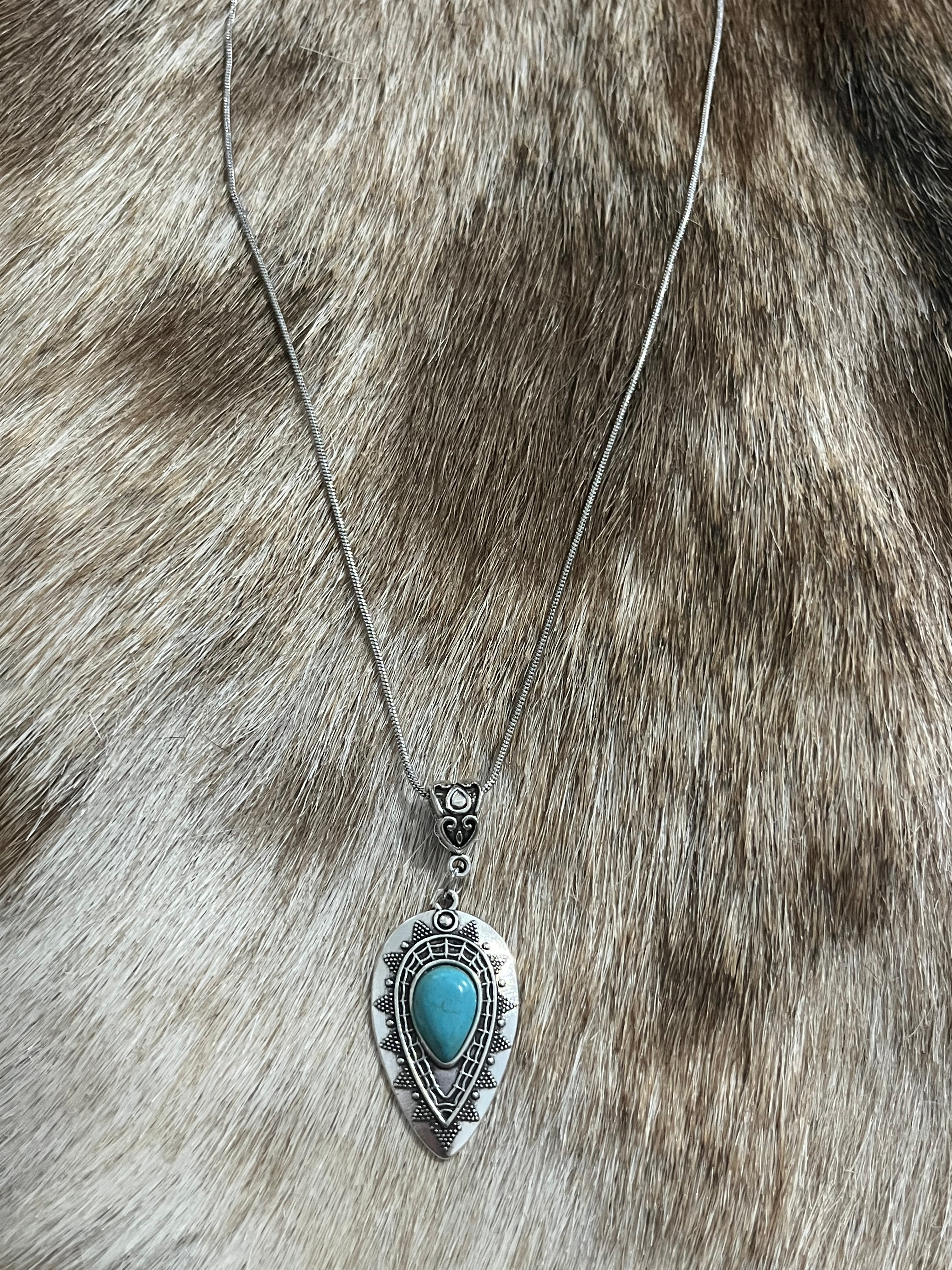 Vintage Teardrop Pendant