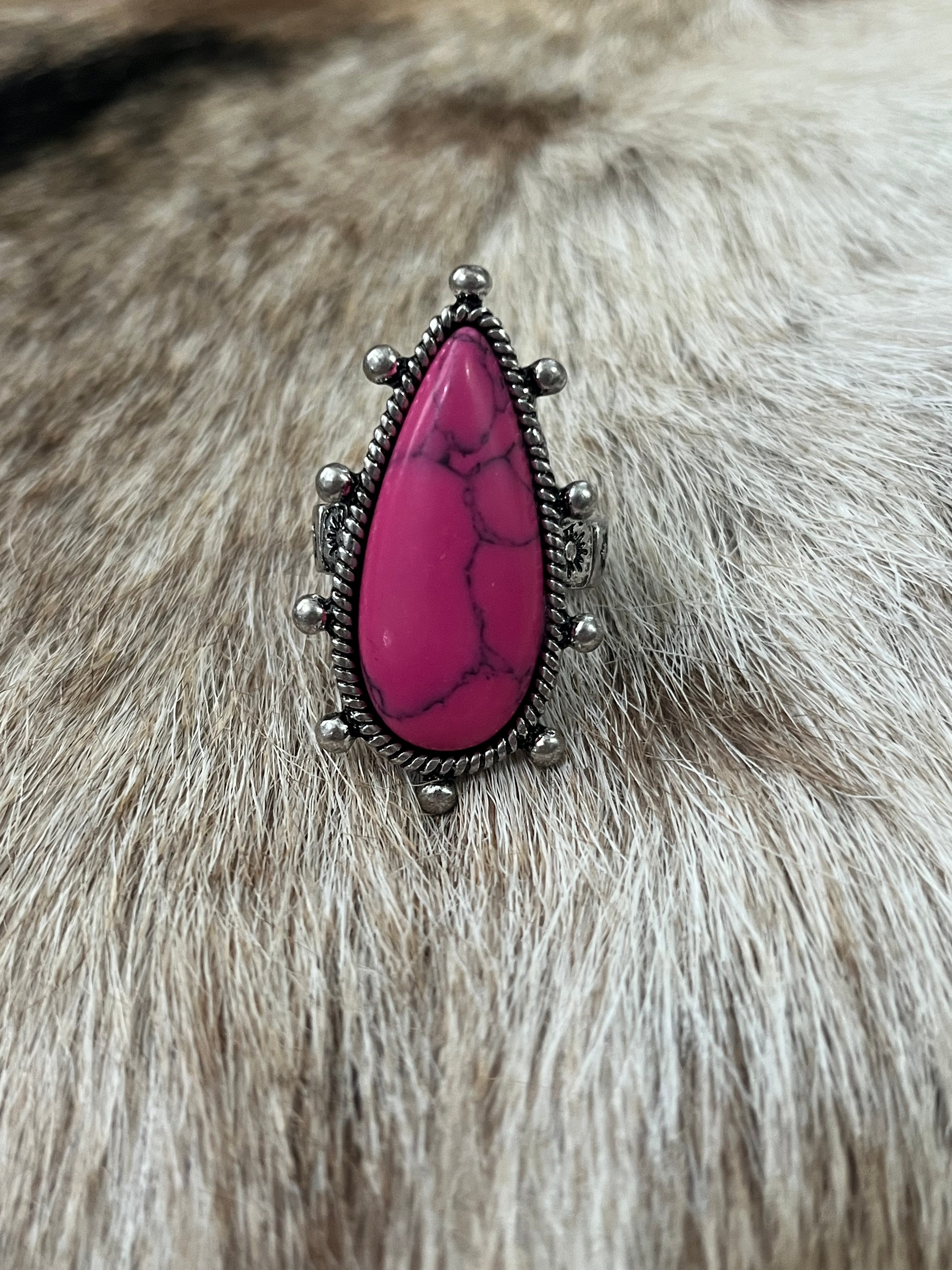 Teardrop Stretch Ring