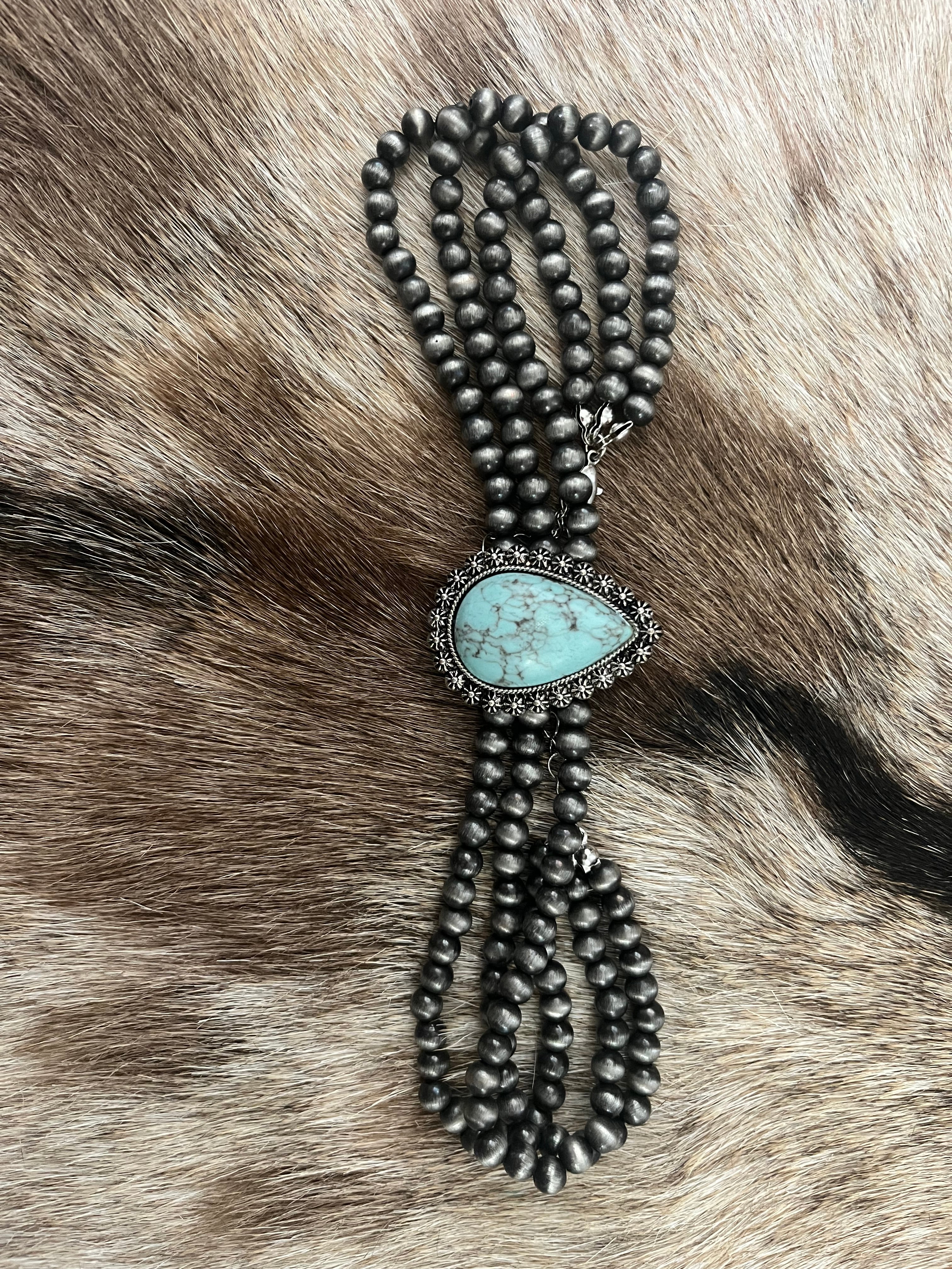 Teardrop Choker