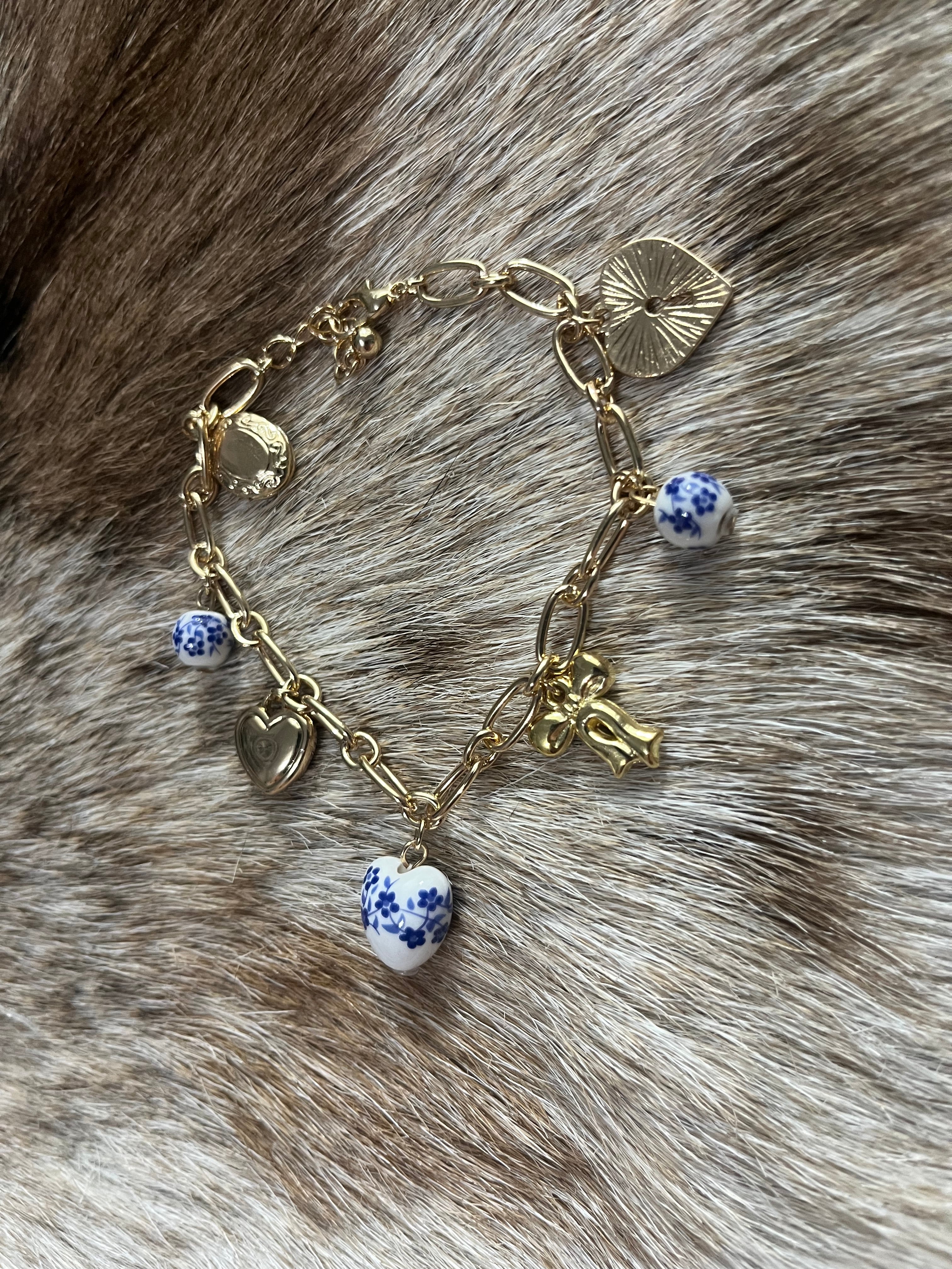 Antique Vibes Charm Bracelet