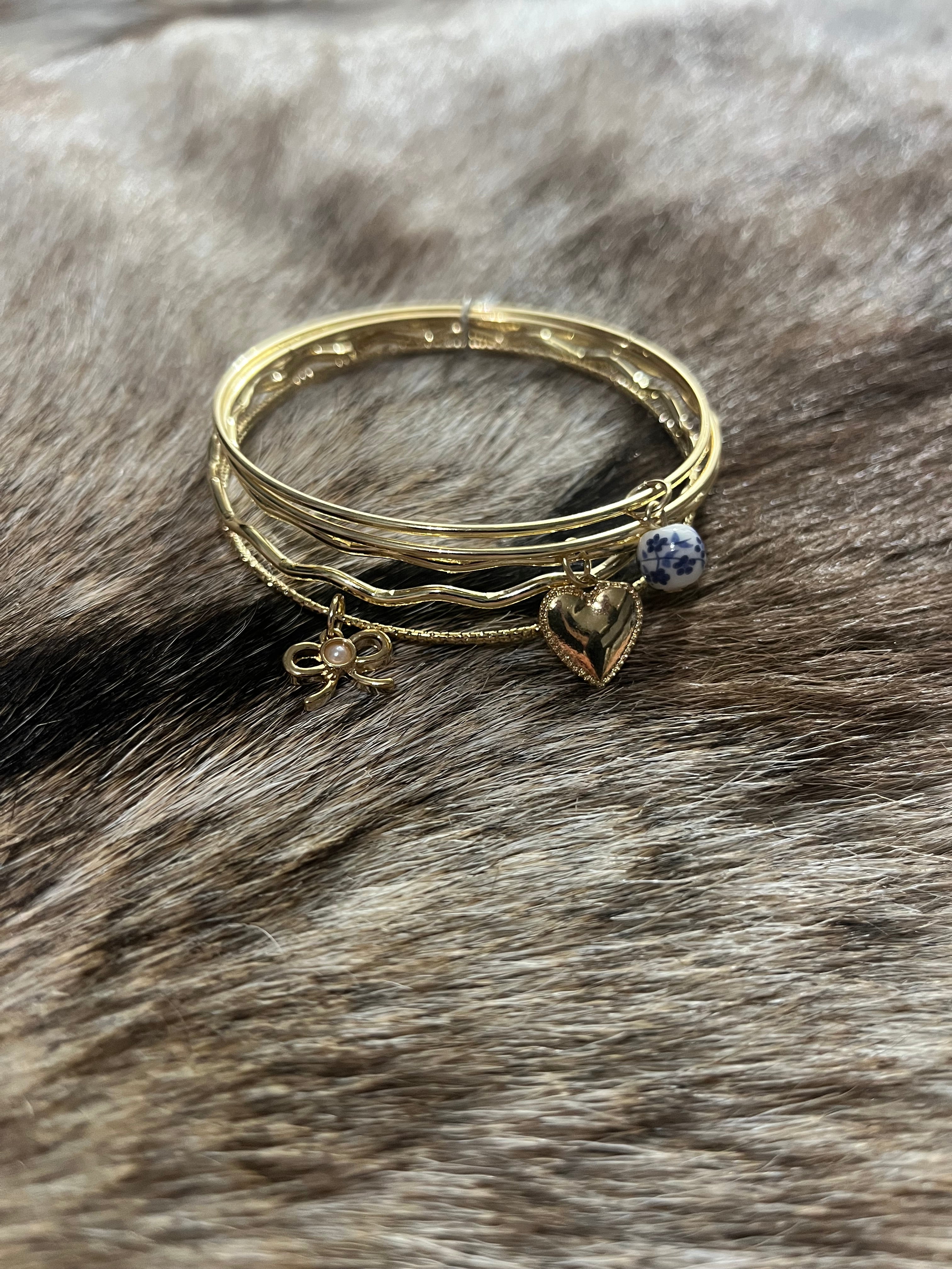Antique Vibes Bangle Stack